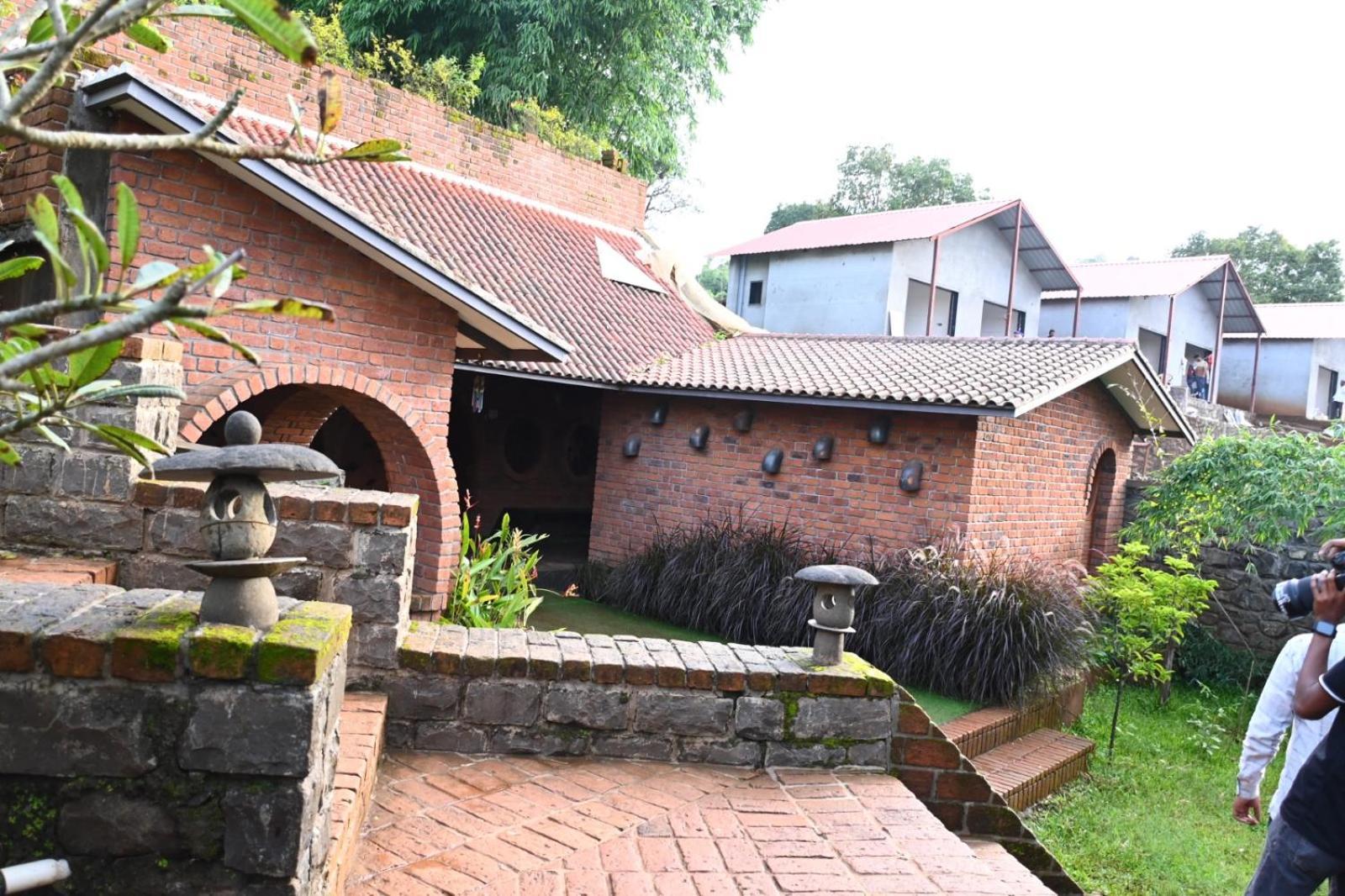 Bamboo And Bricks Resort Welhe Экстерьер фото